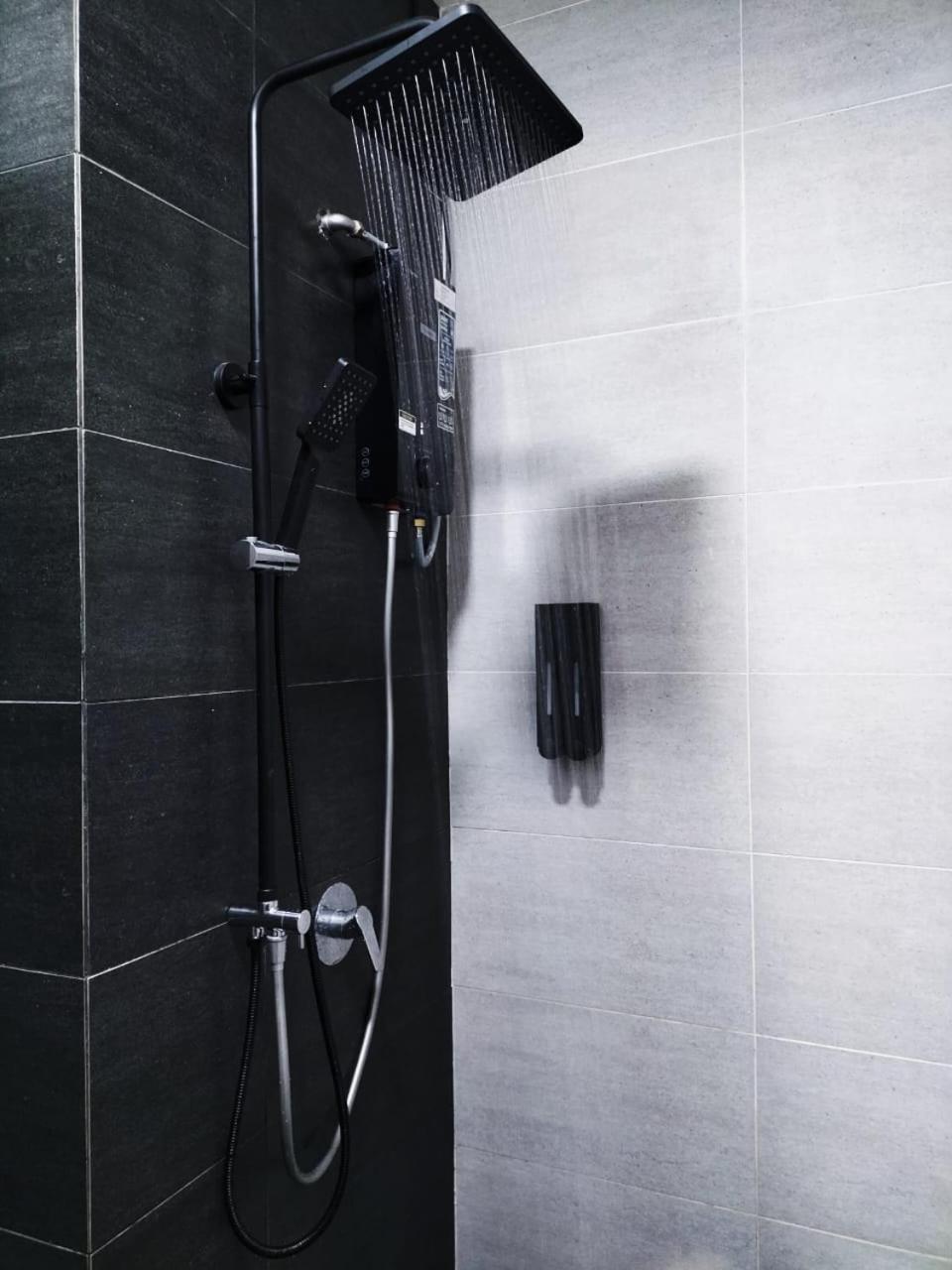 Sky Cozy Troika Residence, 1 Bedroom 4-6 Pax, 2 Bedrooms 6-8 Pax, Pool Vew, Sky & City View, Free Parking, Pool, Unlimited Wifi & Netflix Kota Bahru Luaran gambar